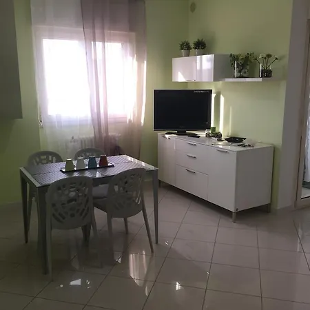 E Dintorni 2019 Apartmán